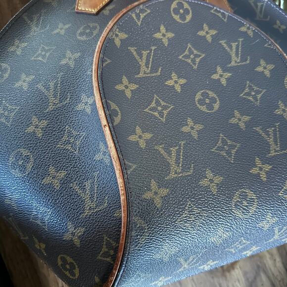 Vintage Louis Vuitton 1998 Monogram Ellipse MM Bag - Picture 9 of 16